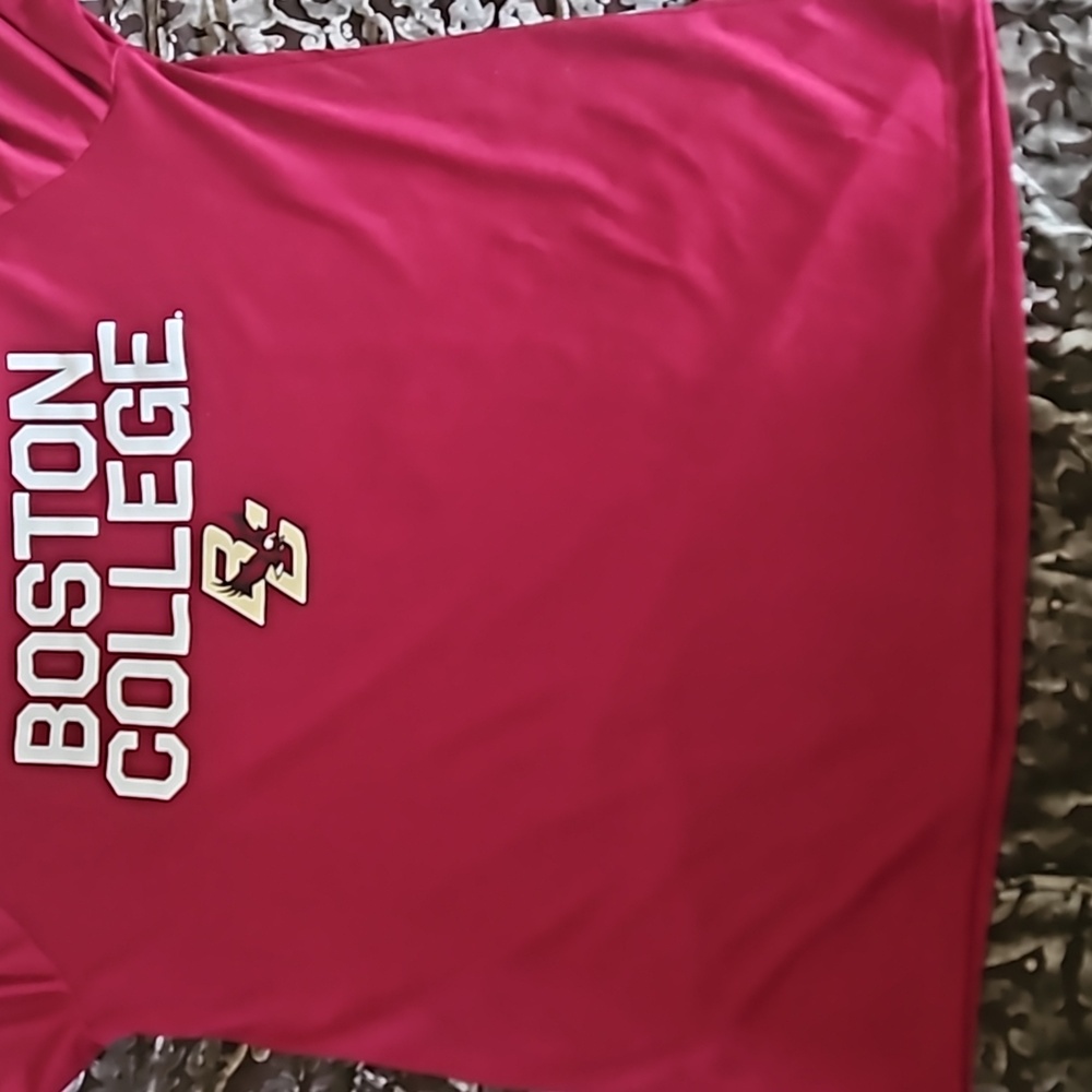 Boston College Mens UA tshirt - Picture 4 of 4